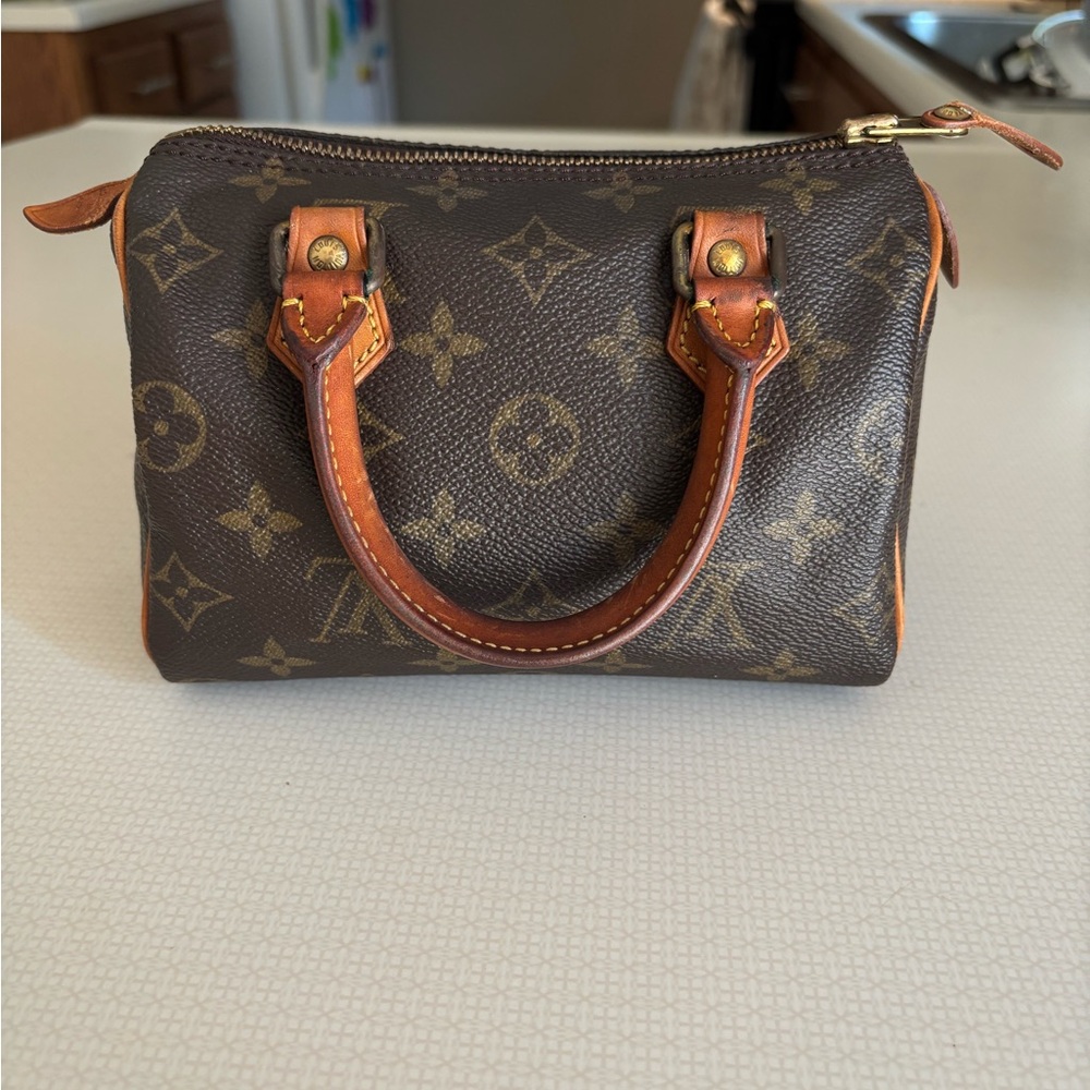 ❌sold❌Louis Vuitton Monogram Speedy 18 (RARE)